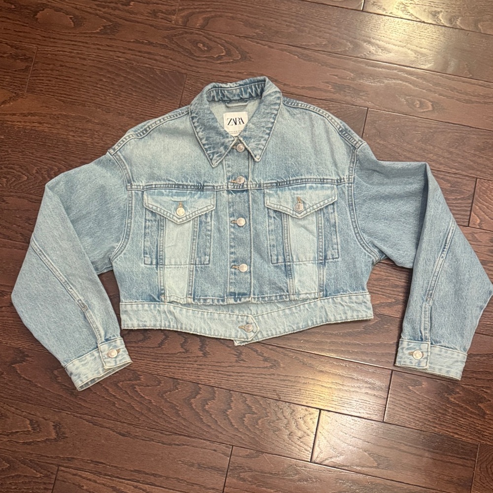 Zara Cropped Denim Jacket -XS-NWOT - Picture 5 of 7